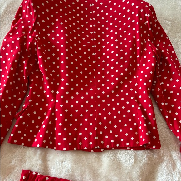 Sandra Ow-Wing for NR1 ladies suit - Picture 3 of 9